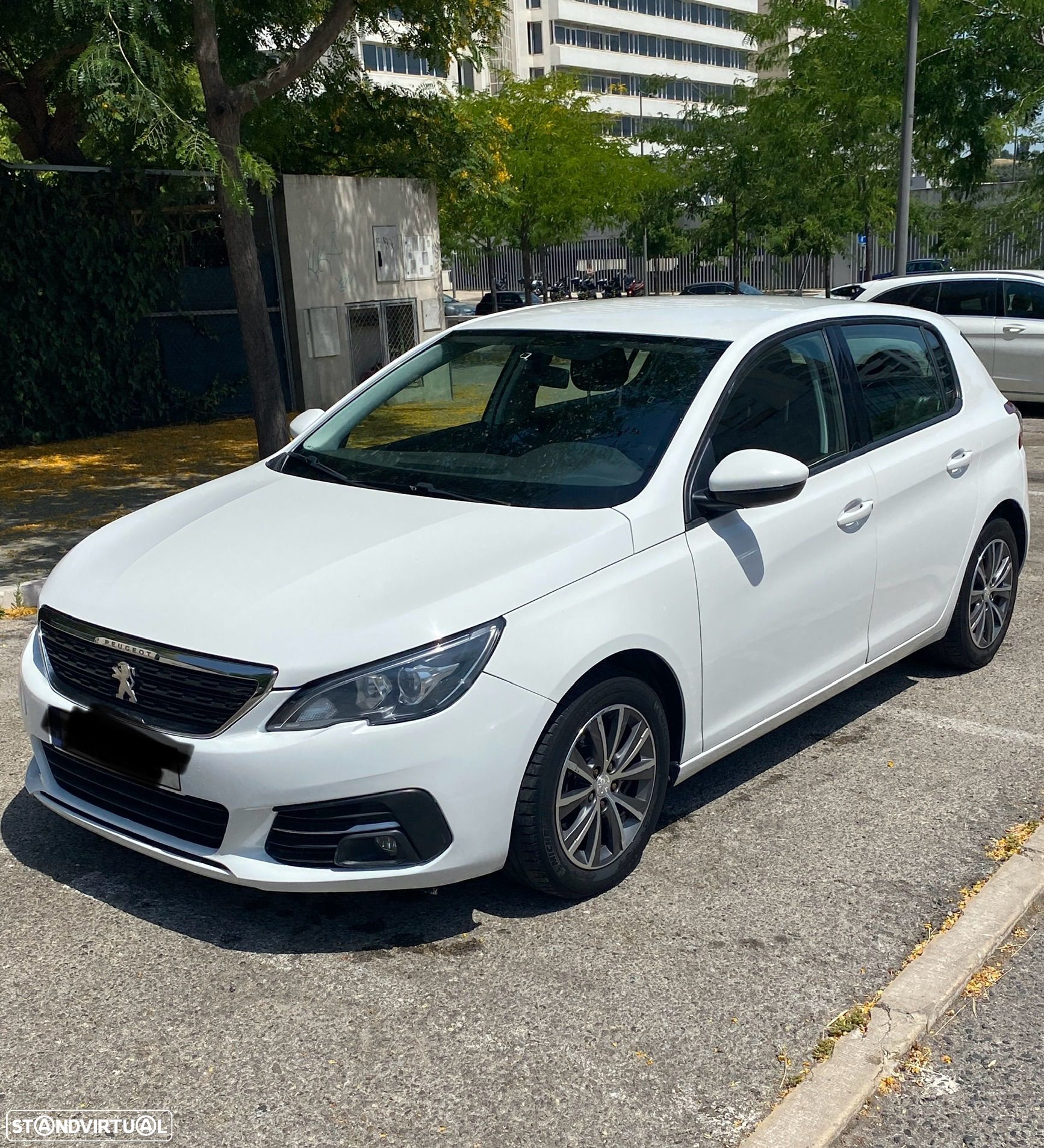 Peugeot 308 - 1