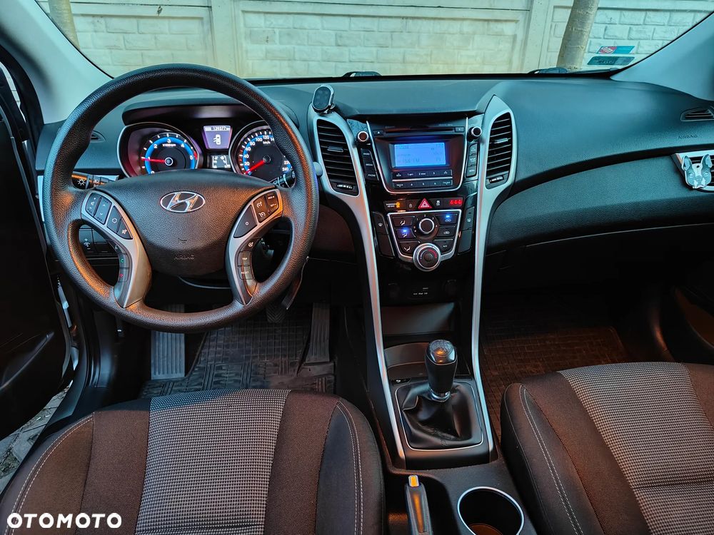 Hyundai i30 1.4 CRDi Classic + - 7