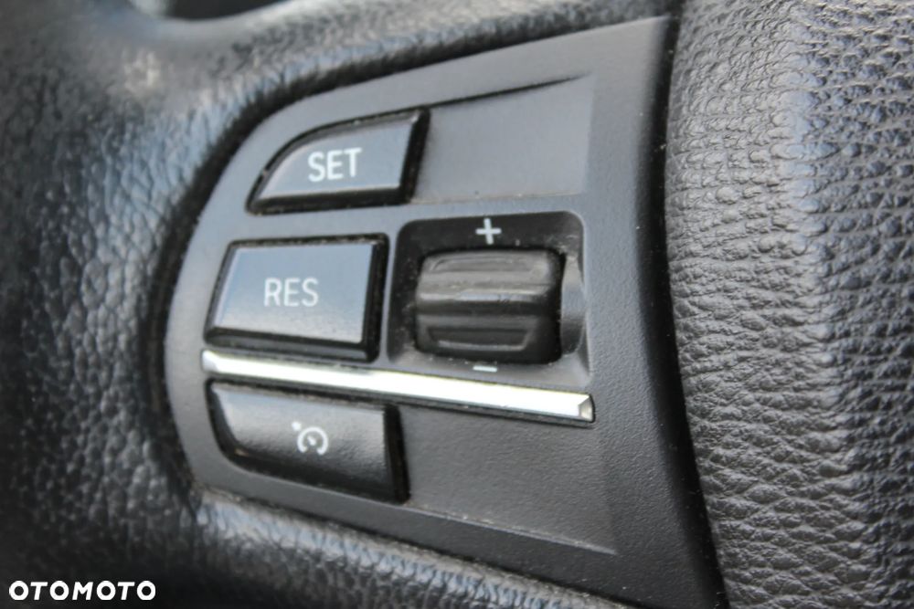 BMW X3 xDrive20d Luxury Line - 16