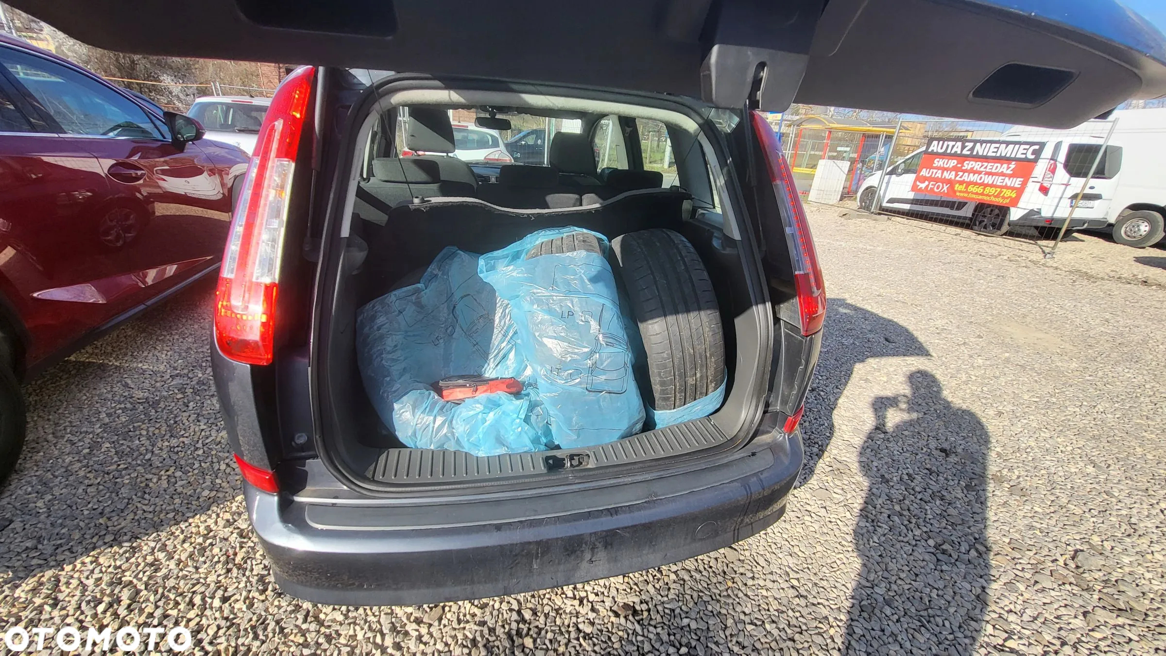 Ford C-MAX 1.8 TDCi Ambiente - 16