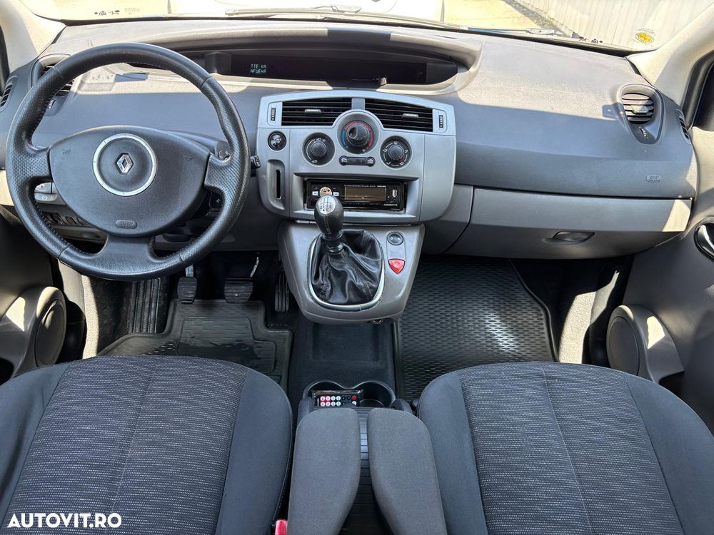 Renault Scenic 1.9 dCi FAP Avantage - 5