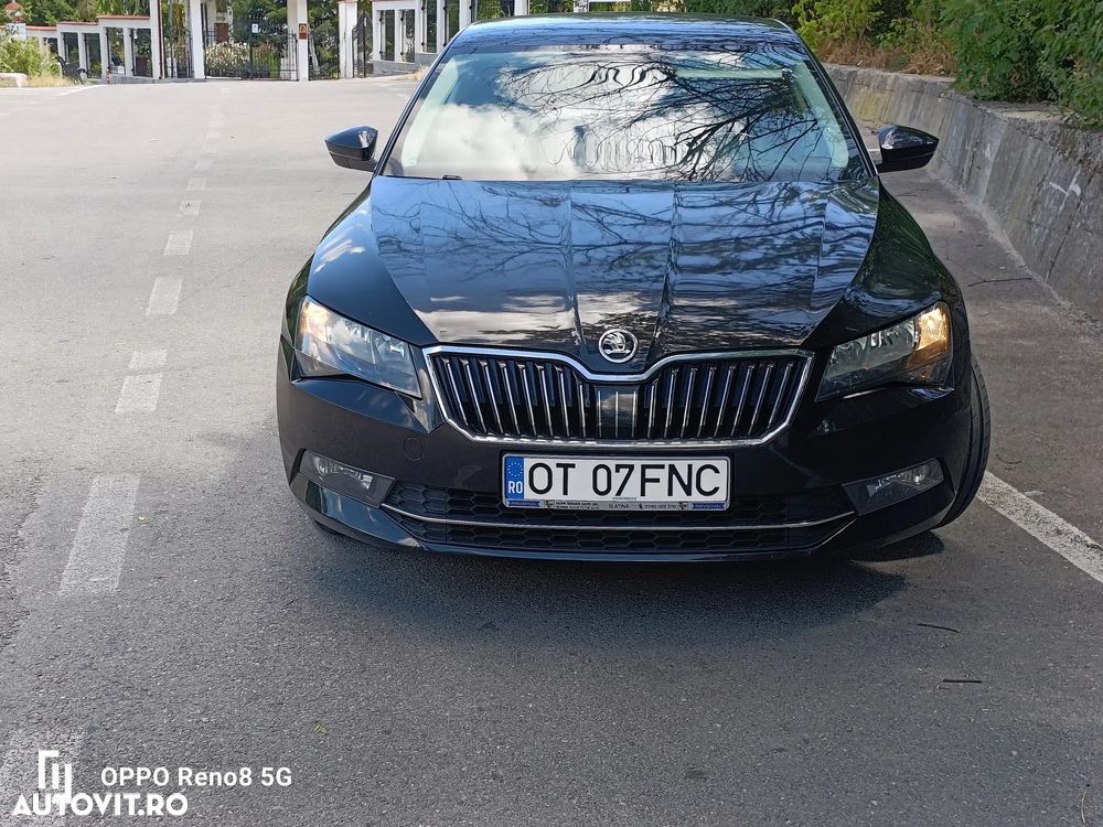 Skoda Superb 2.0 TDI Ambition - 8