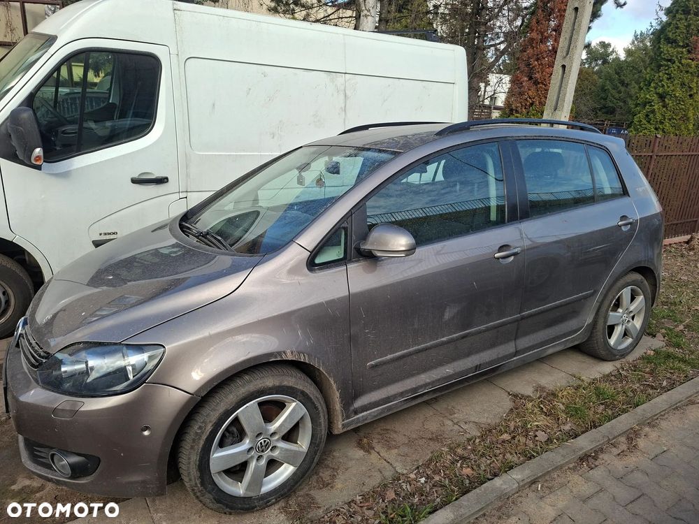 Volkswagen Golf Plus 1.6 TDI Comfortline DSG - 2