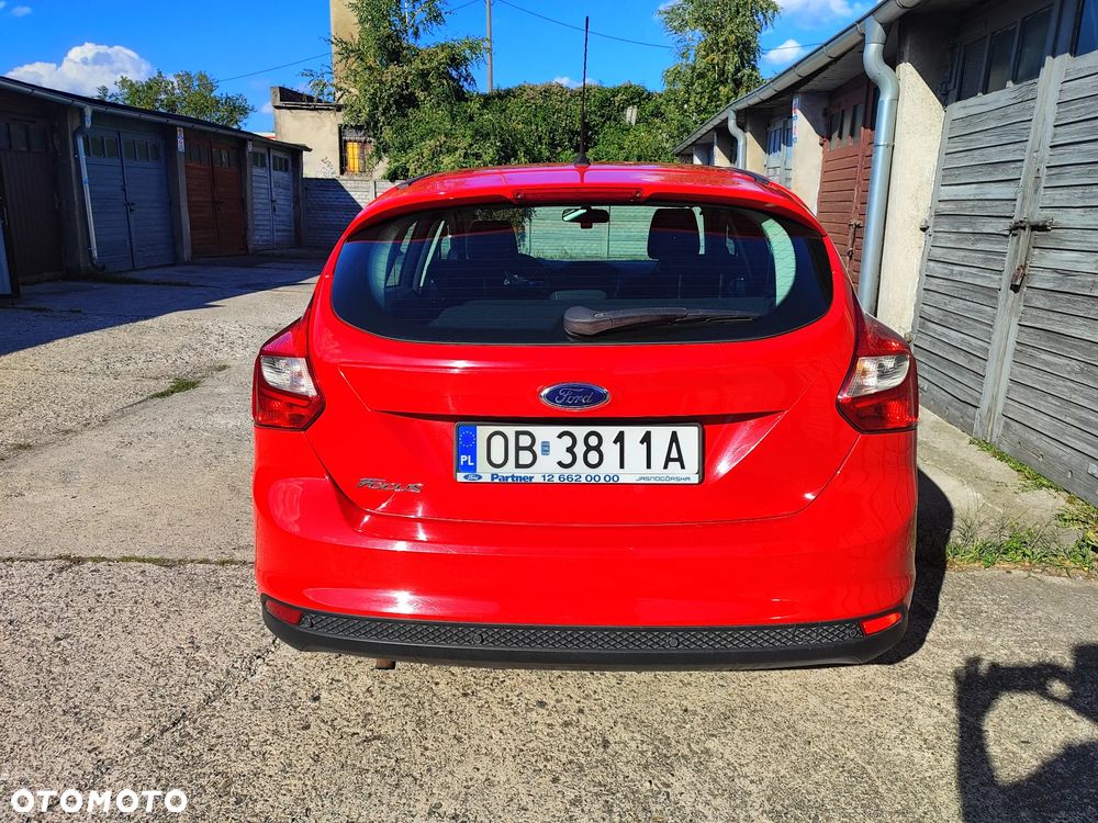 Ford Focus 1.6 Trend - 12