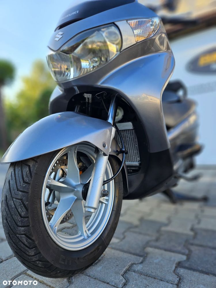 Suzuki Burgman - 7