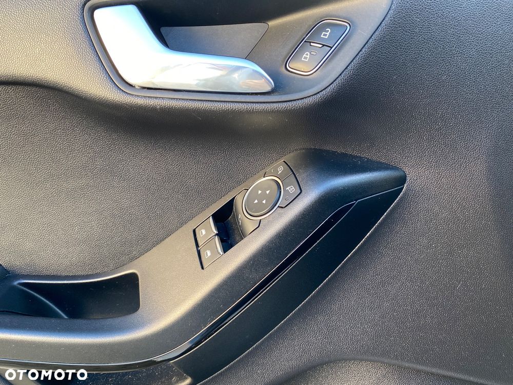 Ford Fiesta 1.1 S&S TREND - 13