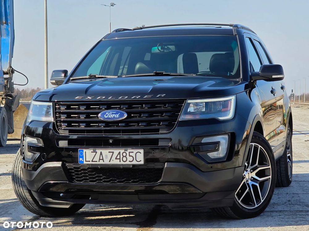 Ford Explorer - 3