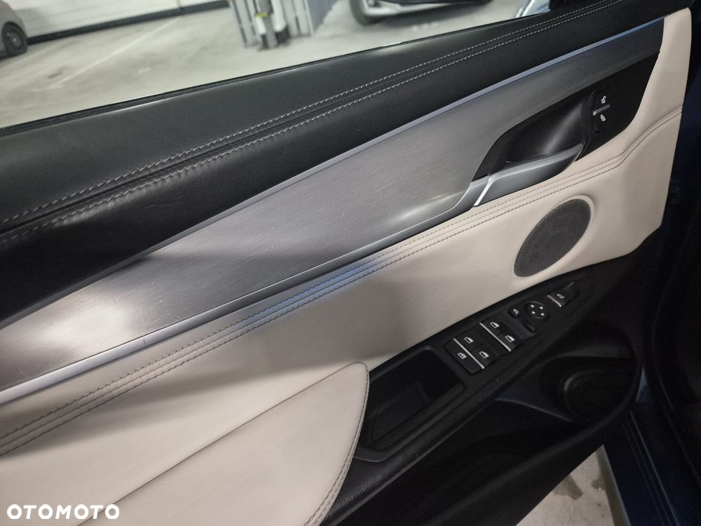 BMW X6 xDrive40d - 9