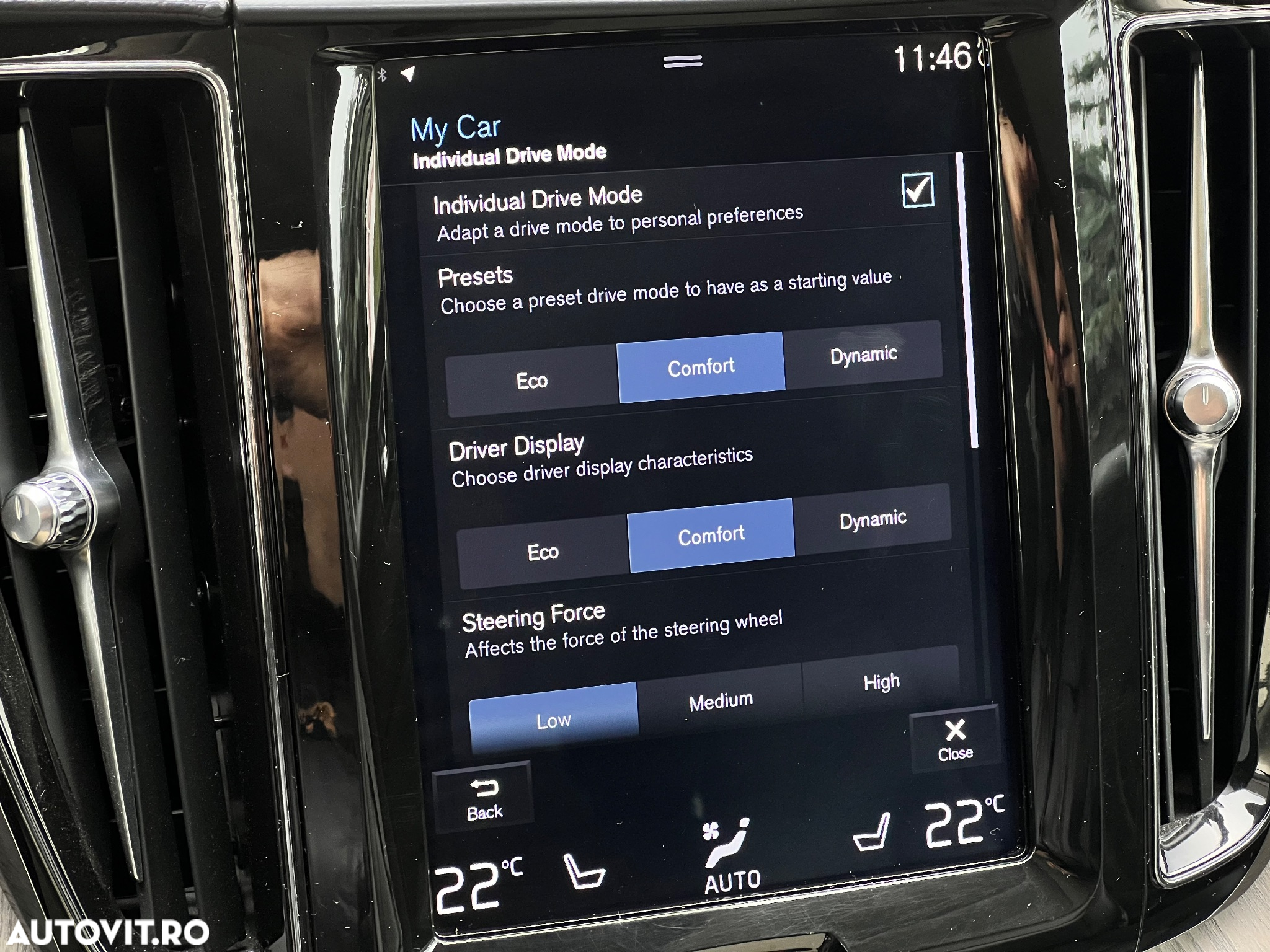 Volvo XC 60 D5 AWD Geartronic Inscription - 34