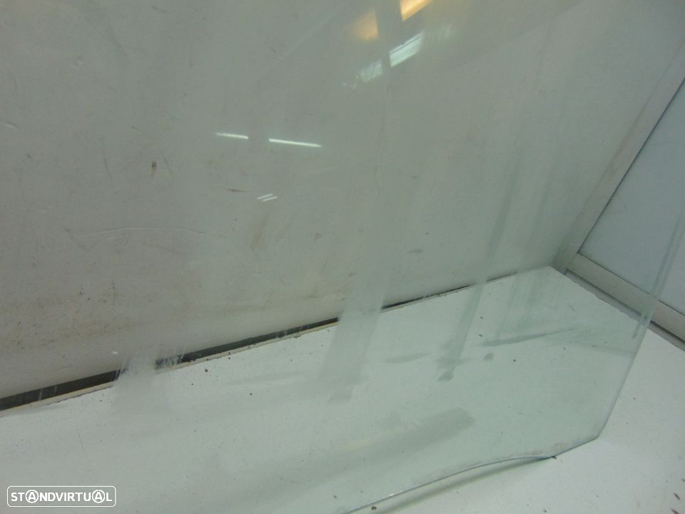 Datsun 120y carrinha vidro da porta esquerdo - 7