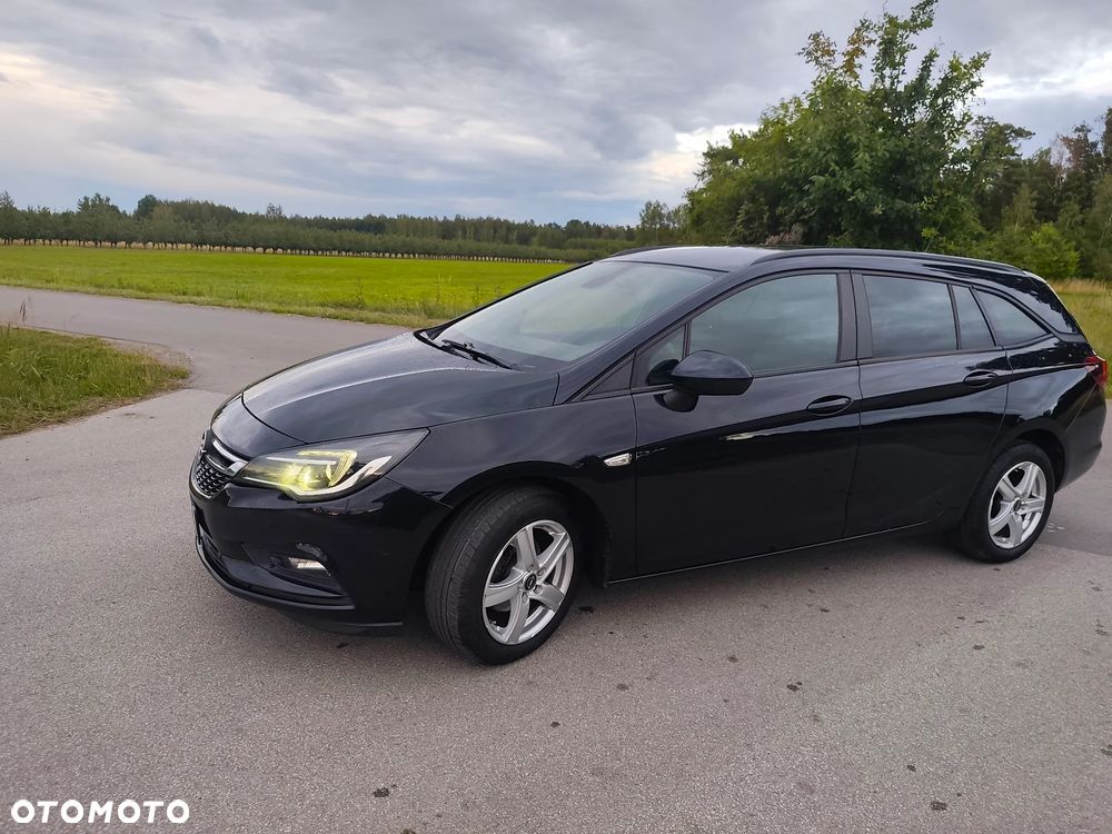Opel Astra 1.6 CDTI Essentia - 3