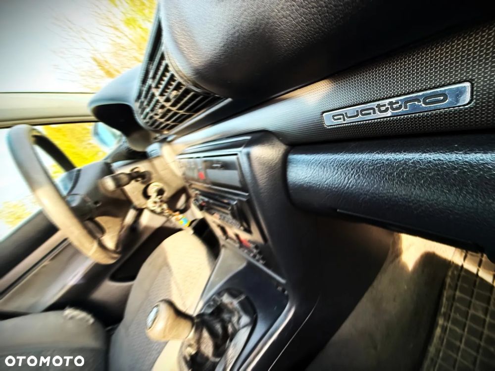 Audi A4 Avant 1.8 - 10