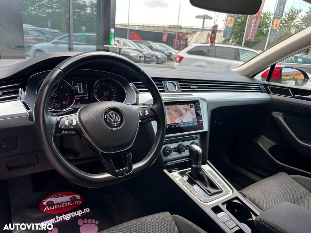 Volkswagen Passat - 6
