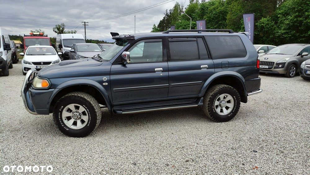 Mitsubishi Pajero - 15