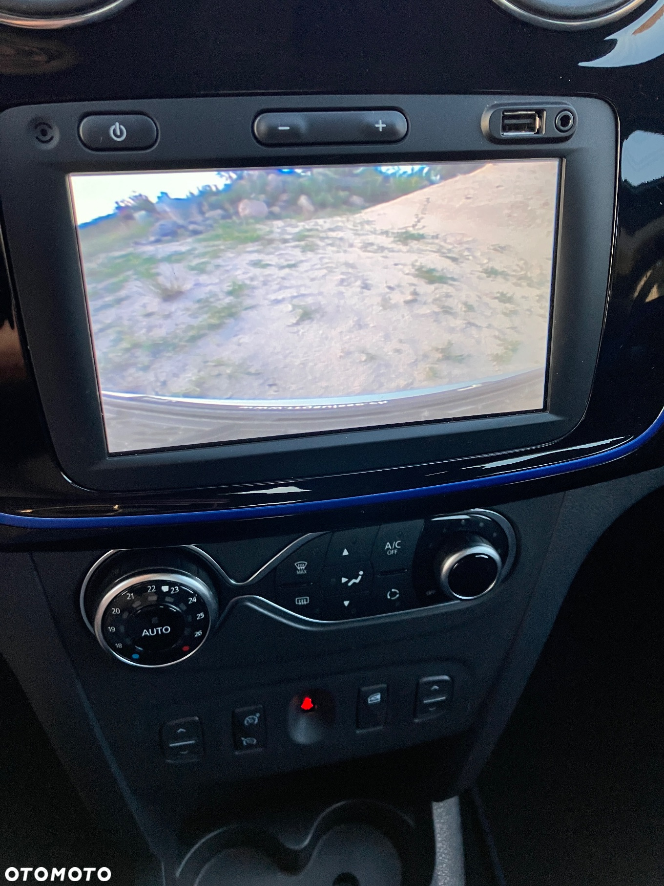 Dacia Sandero Stepway TCe 90 (S&S) Prestige - 10