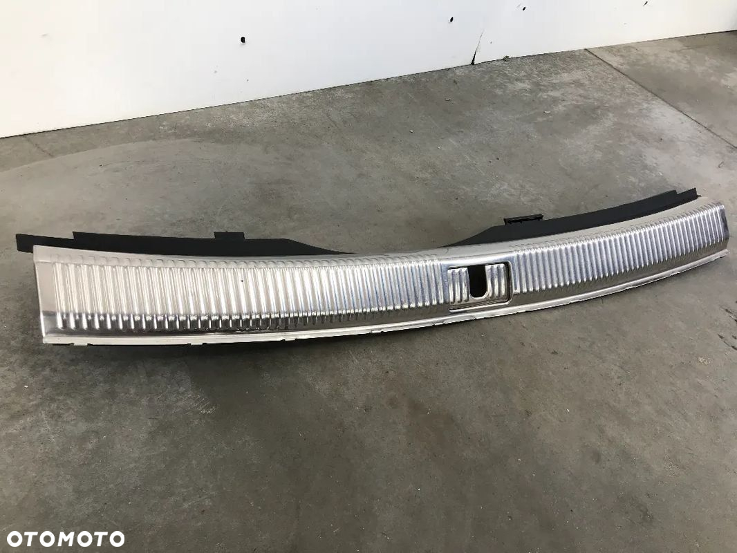 Próg bagażnika Audi A6 C7 kombi 10-18r. osłona nakładka progu listwa bagażnika 4G9864483 - 2