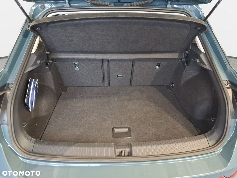 Volkswagen T-Roc - 16