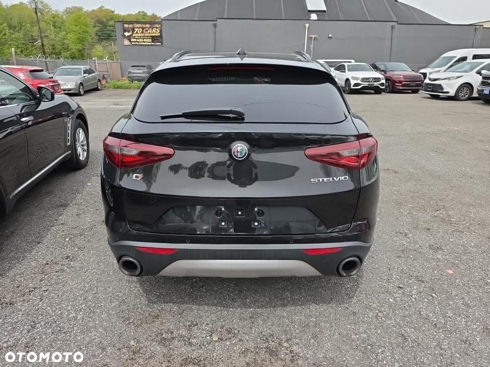 Alfa Romeo Stelvio 2.0 Turbo TI Q4 - 6