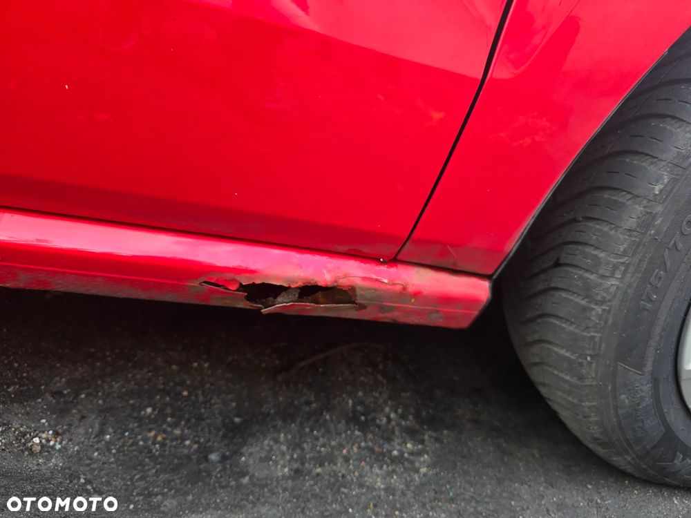 Volkswagen Polo - 12