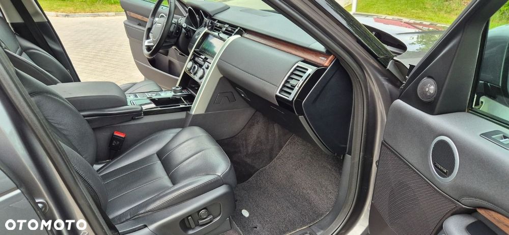 Land Rover Discovery 3.0 TD6 HSE Luxury - 22