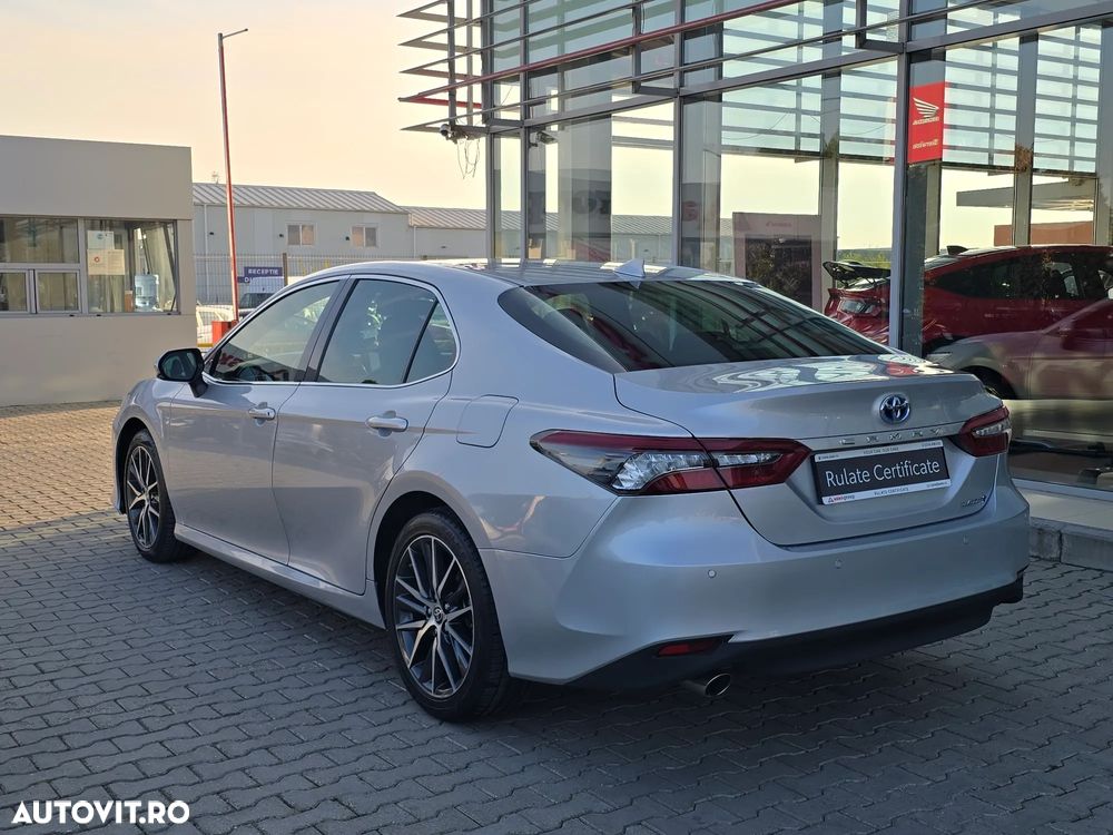 Toyota Camry 2.5 Hybrid Dynamic - 5