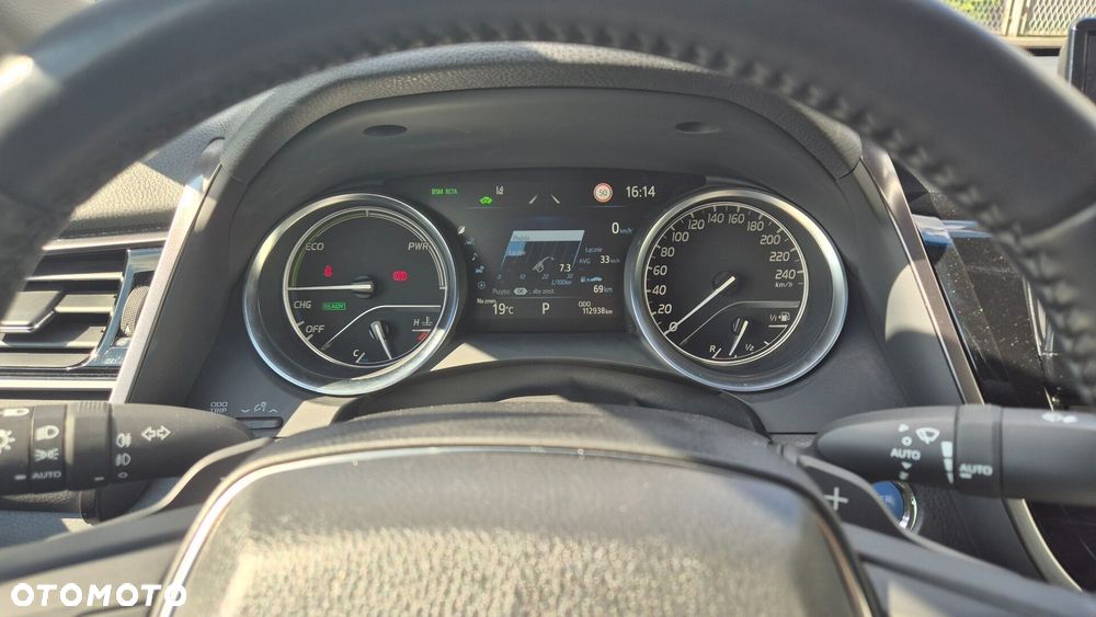 Toyota Camry 2.5 Hybrid Executive CVT - 15