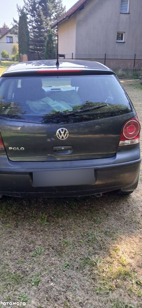 Volkswagen Polo - 2