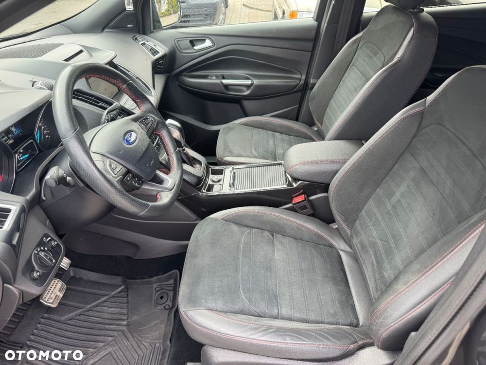 Ford Kuga - 16