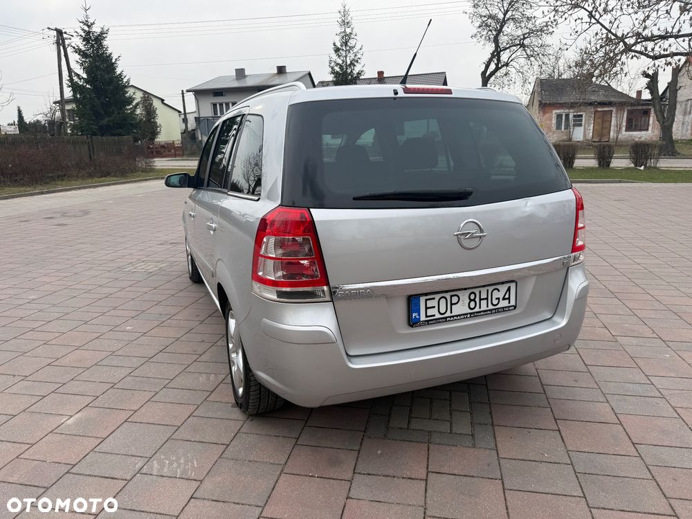 Opel Zafira 1.8 Family - 28