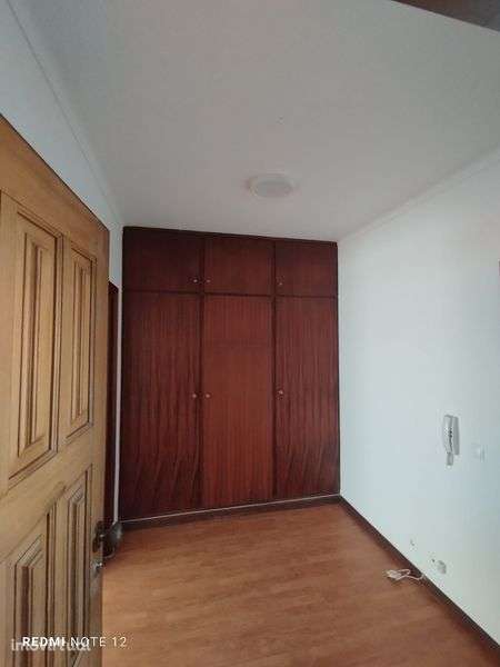 T1 no centro de Taveiro c/aparcamento - Grande imagem: 5/7