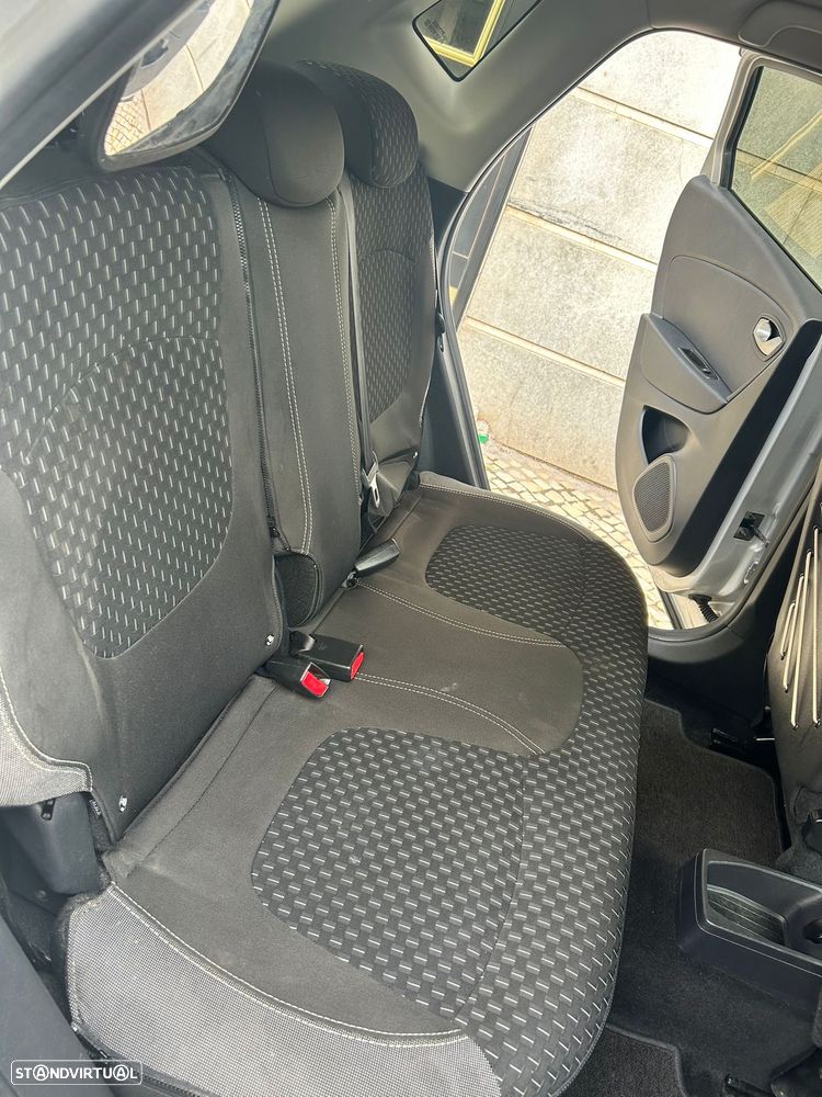 Renault Captur 1.3 TCe Exclusive - 8