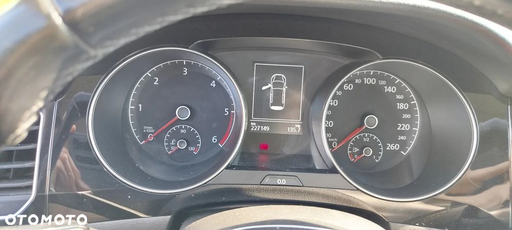Volkswagen Golf Sportsvan - 17
