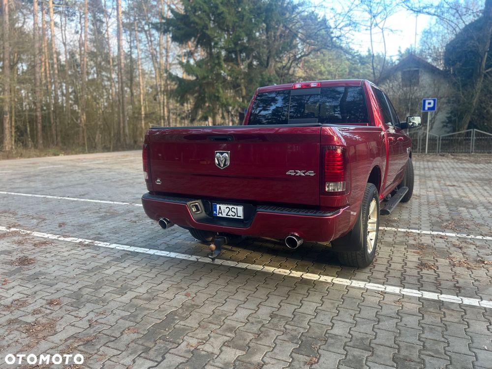 RAM 1500 Crew Cab Sport - 3