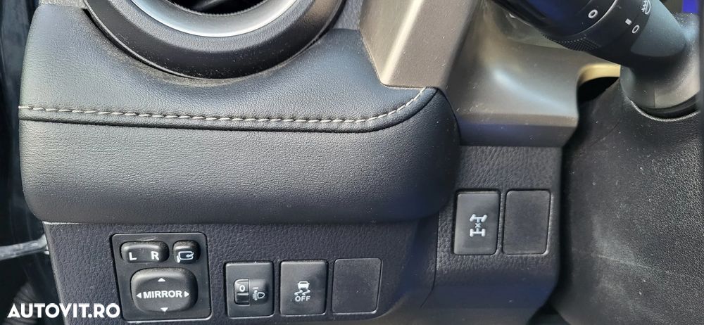 Toyota RAV4 2.0 D-4D 4WD Executive - 9