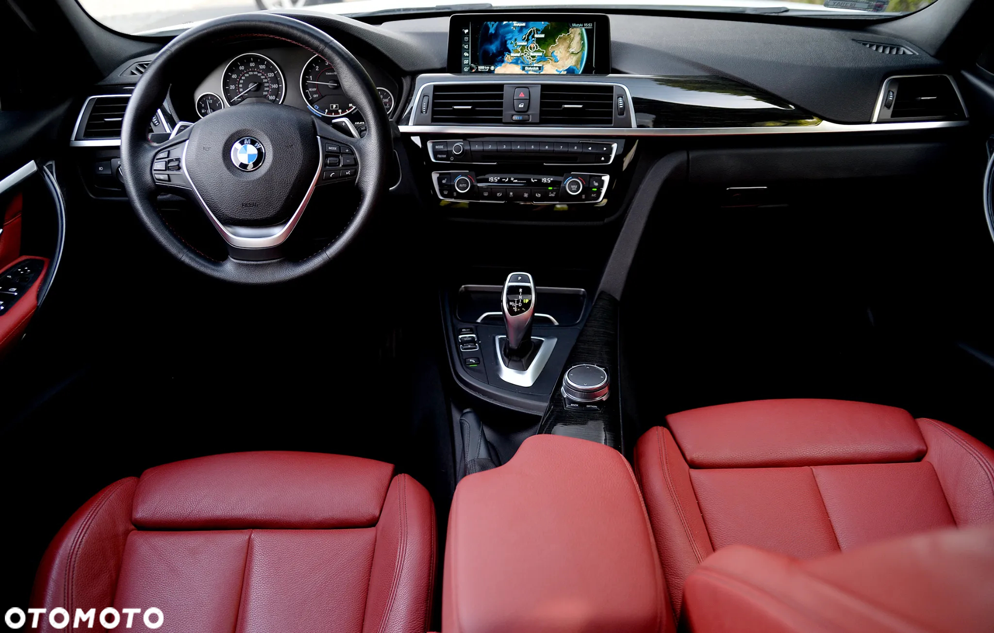 BMW Seria 3 330i xDrive Sport Line - 7