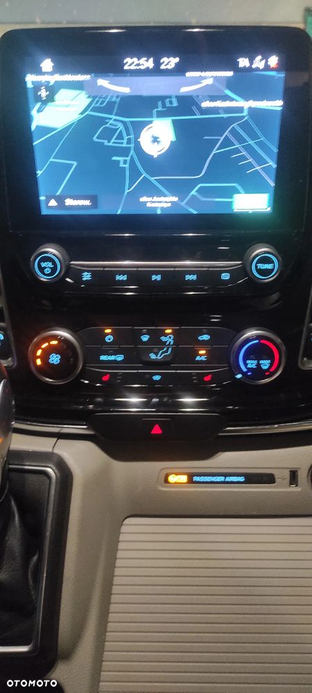 Ford Tourneo Custom 2.0 EcoBlue L2 Titanium X SelectShift - 17