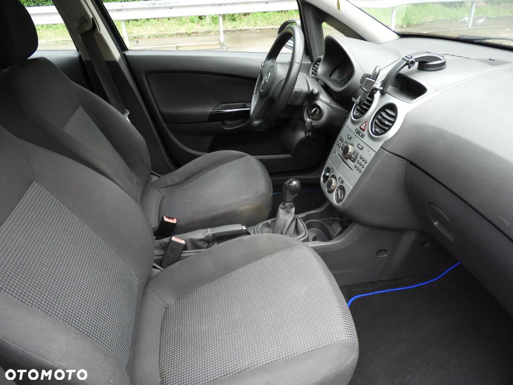 Opel Corsa 1.3 CDTI Enjoy - 15