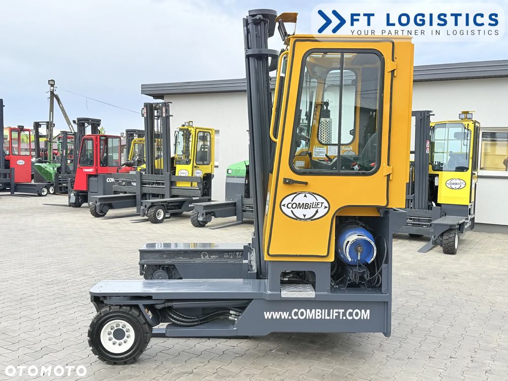 Combilift WÓZEK CZTEROKIERUNKOWY - WIELOKIERUNKOWY | COMBILIFT C4000 | GAS | DUPLEX 4100MM | PRZESUW WIDEŁ | WOLNY SKOK | NOWE OPONY | PO SERWISIE | STAN IDEALNY | Szeroka oferta wózków czterokierunkowych i bocznych, dopasowanych do różnorodnych potrzeb i zastosowań - 10