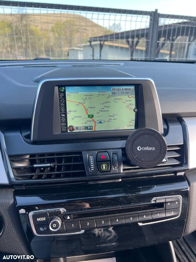 BMW Seria 2 218d Aut. Advantage - 7