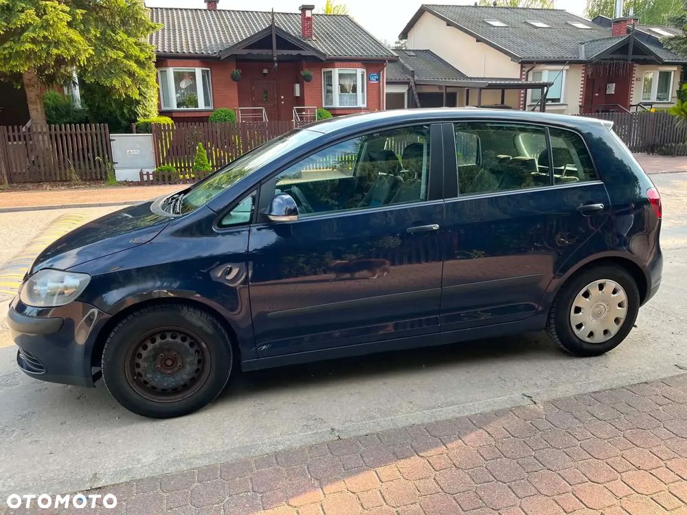 Volkswagen Golf Plus 1.6 FSI Trendline - 1