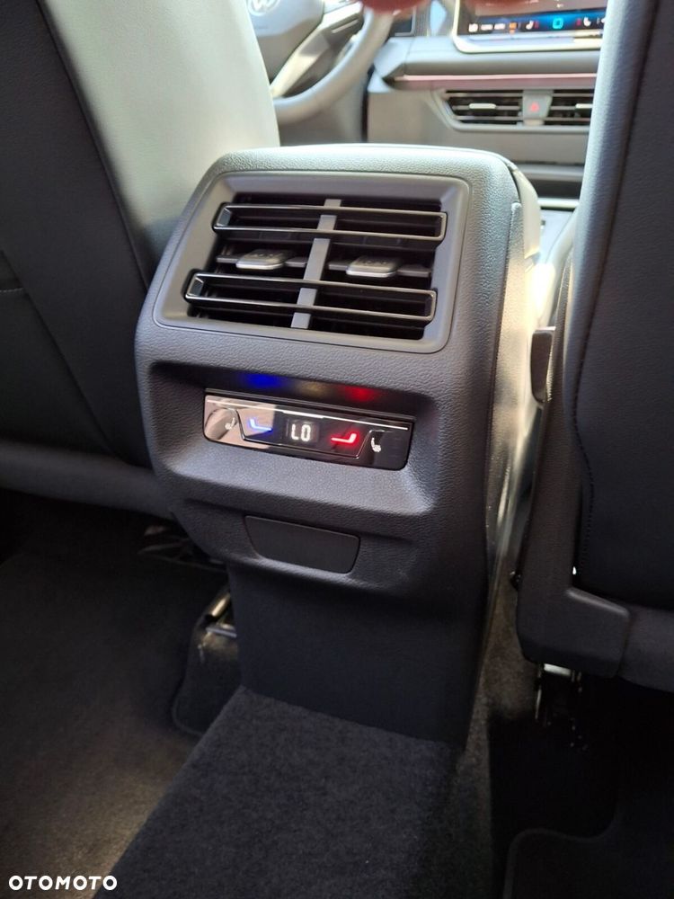 Volkswagen Tiguan 1.5 eTSI Life Plus DSG - 35