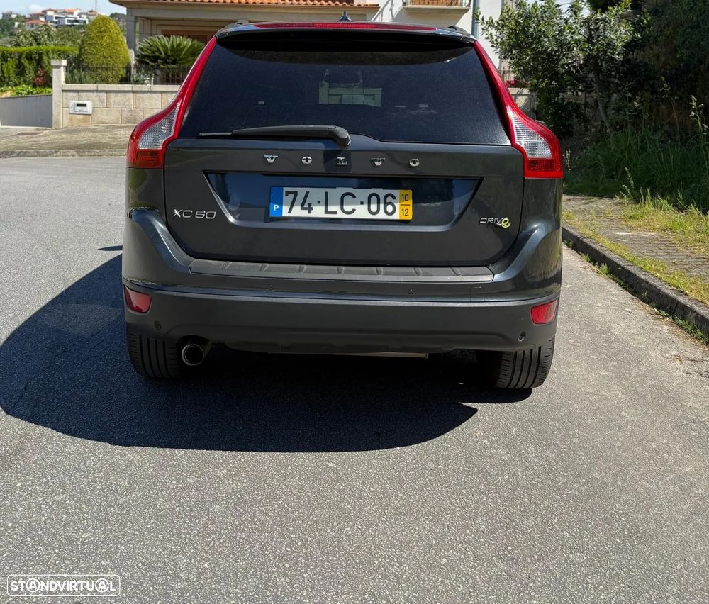 Volvo XC 60 2.0 D3 Drive Momentum - 12