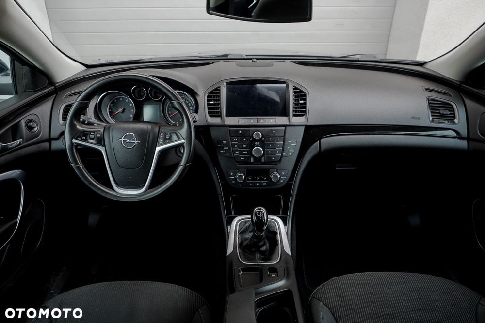 Opel Insignia 1.8 - 32