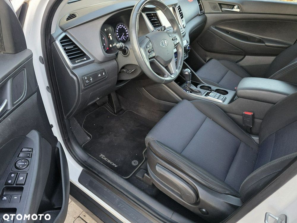 Hyundai Tucson - 15