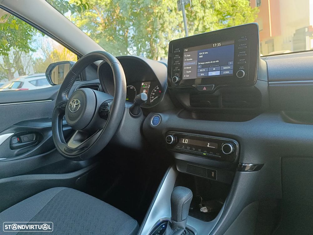 Toyota Yaris 1.5 HDF Comfort - 25