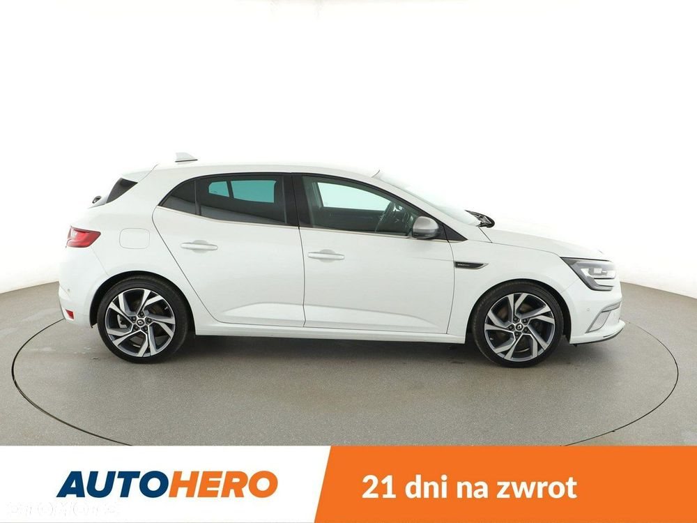 Renault Megane ENERGY TCe 205 EDC GT - 9