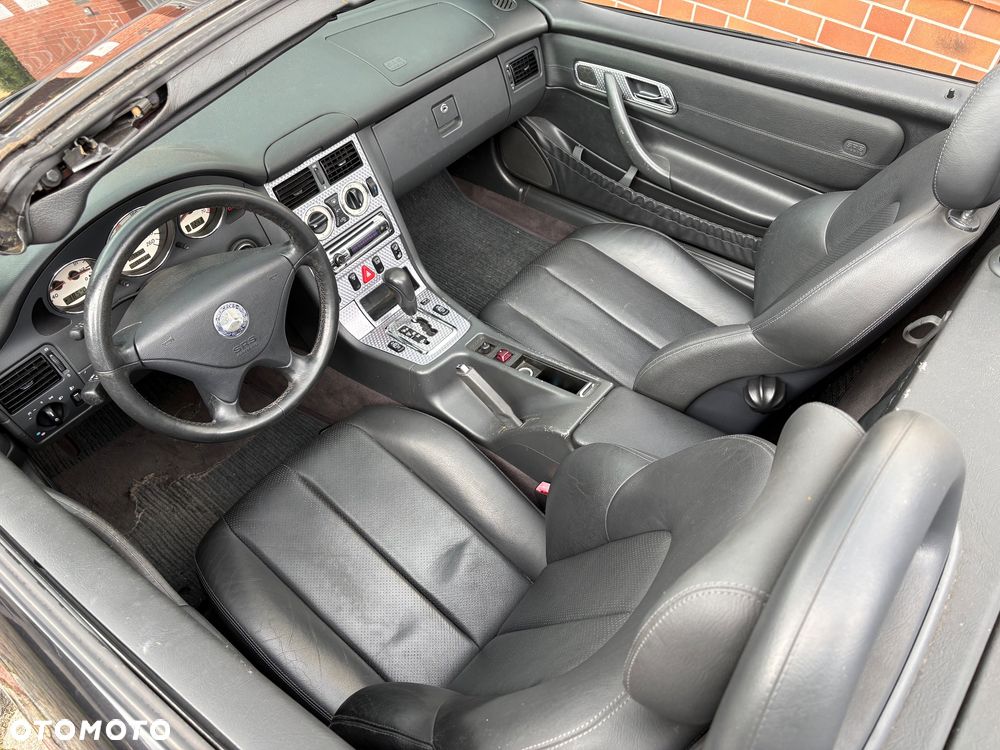 Mercedes-Benz SLK - 12