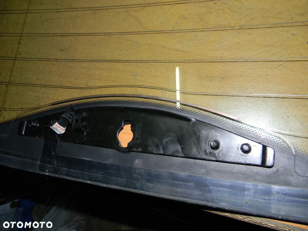 szyba w klapę otwierana BMW E46 TOURING KOMBI - 4
