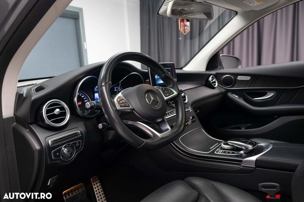 Mercedes-Benz GLC 250 d 4MATIC 9G-TRONIC AMG Line - 17