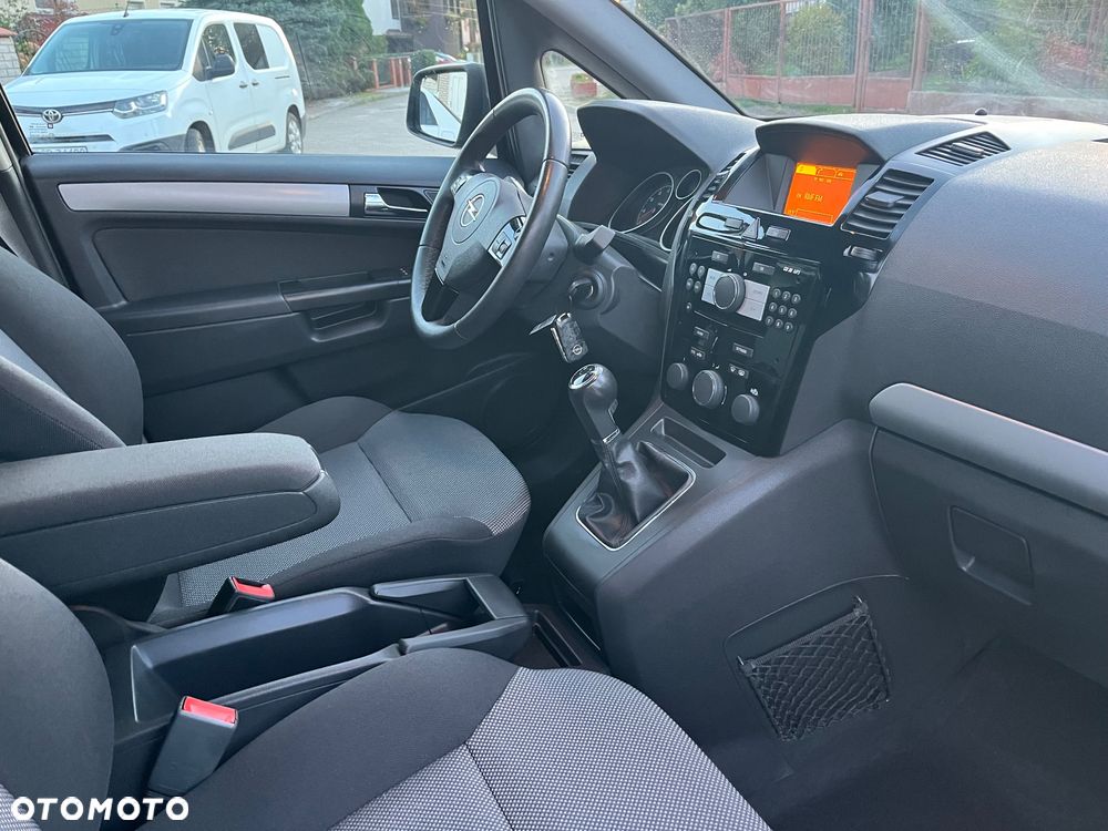 Opel Zafira - 7